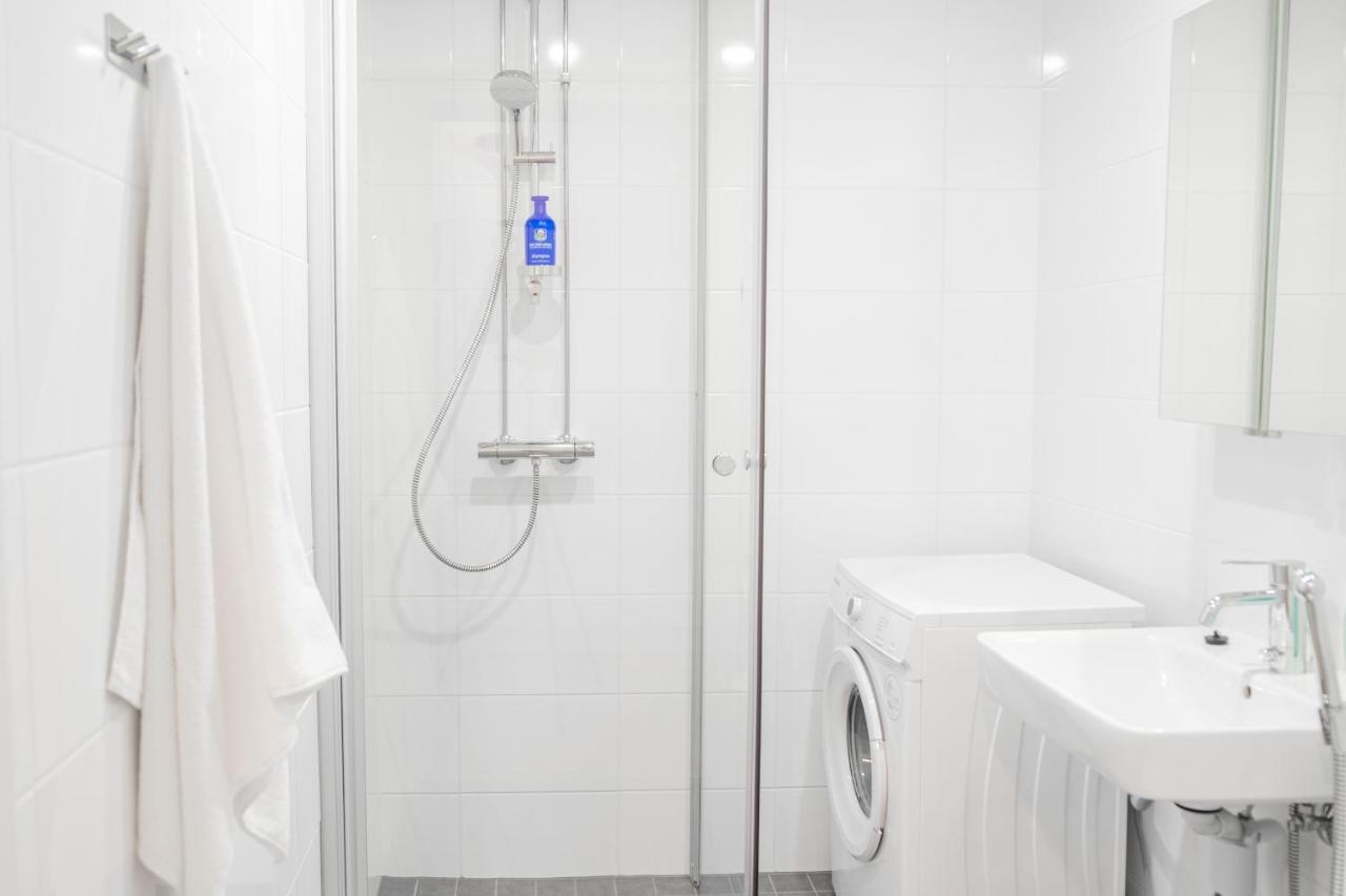Snowflake Suites V Rovaniemi Bagian luar foto